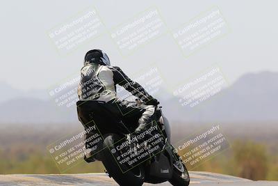 media/Apr-10-2022-SoCal Trackdays (Sun) [[f104b12566]]/Turn 9 Backside (1120am)/